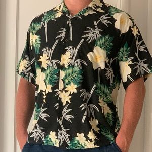 Made in Hawaii Button Up